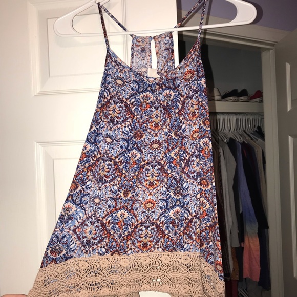 Tank top! - Picture 1 of 1